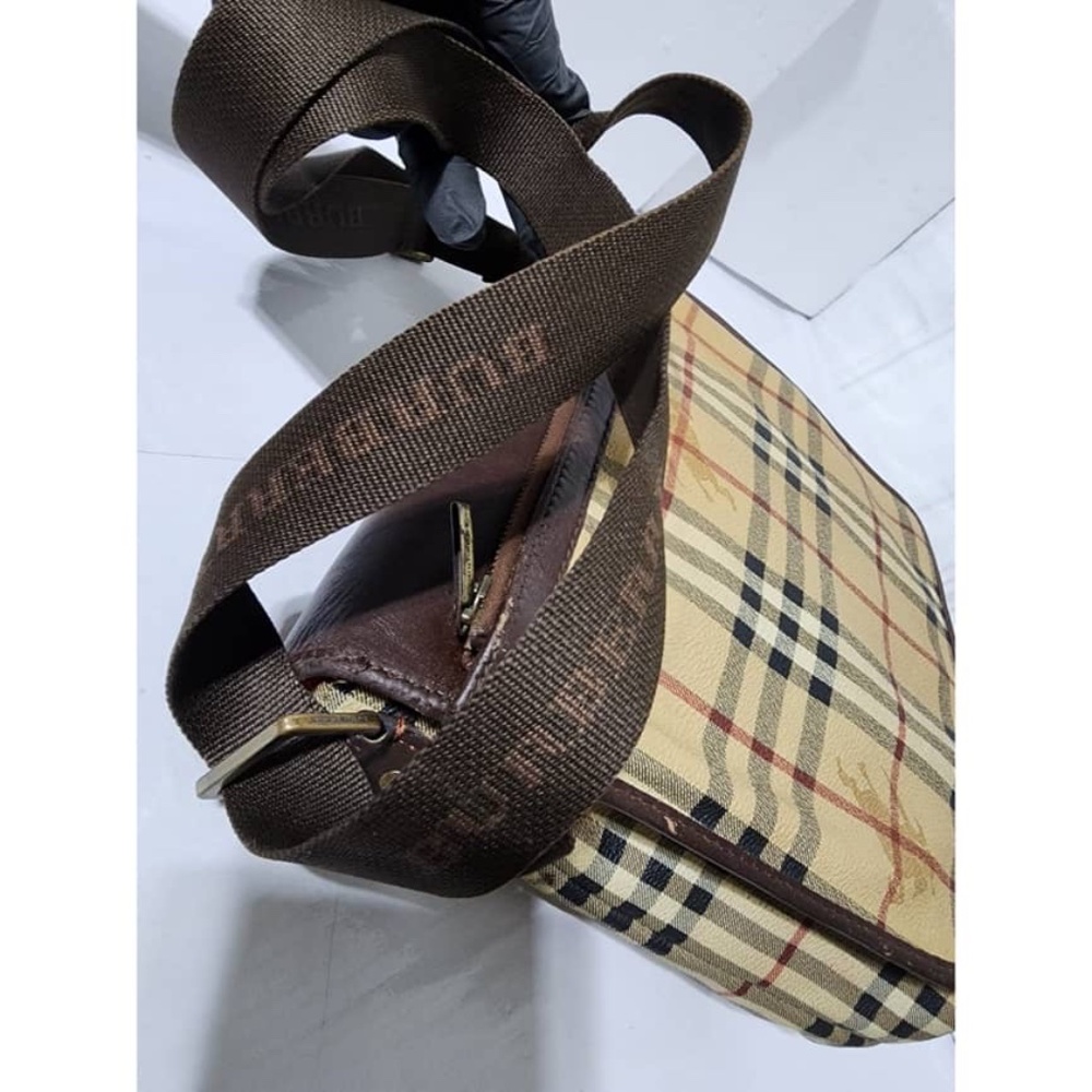 Authentic Burberry Haymarket Check Flap Crossbody Bag Brown/ Beige - Picture 13 of 16